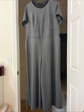 Lane Bryant Gray Short-Sleeve Wide-Leg Jumpsuit